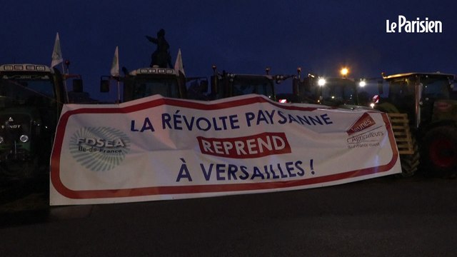 Manifestation des agriculteurs: des tracteurs devant le château de Versaille