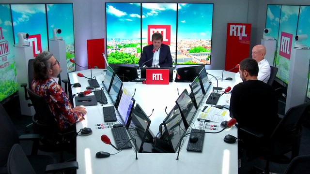 Dyson se lance dans la production de... fraises : visite de la méga serre ultra-moderne