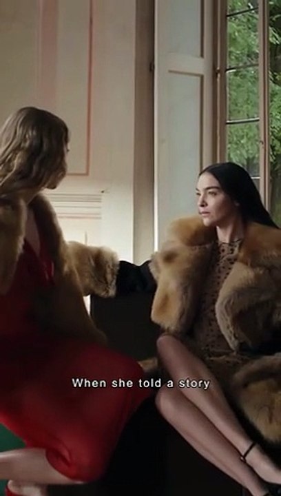 كأنكِ في فيلم إيطالي كلاسيكي.. حملة Ferragamo ل...