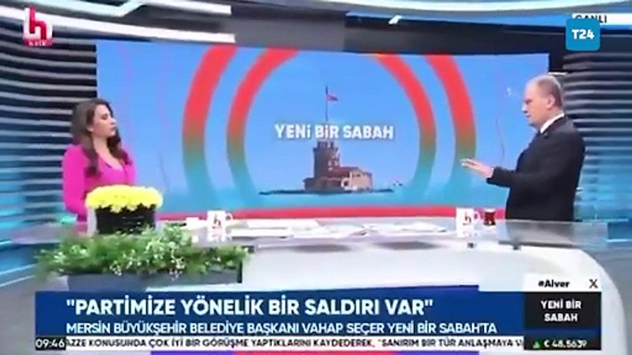 Vahap Seçer, Halk TV'de muhalif kanalları eleştirdi: Ekranlarda hep CHP tartışılıyor