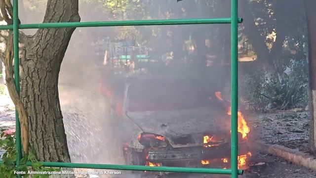 Massiccio attacco aereo russo su Kherson, un morto e diversi feriti