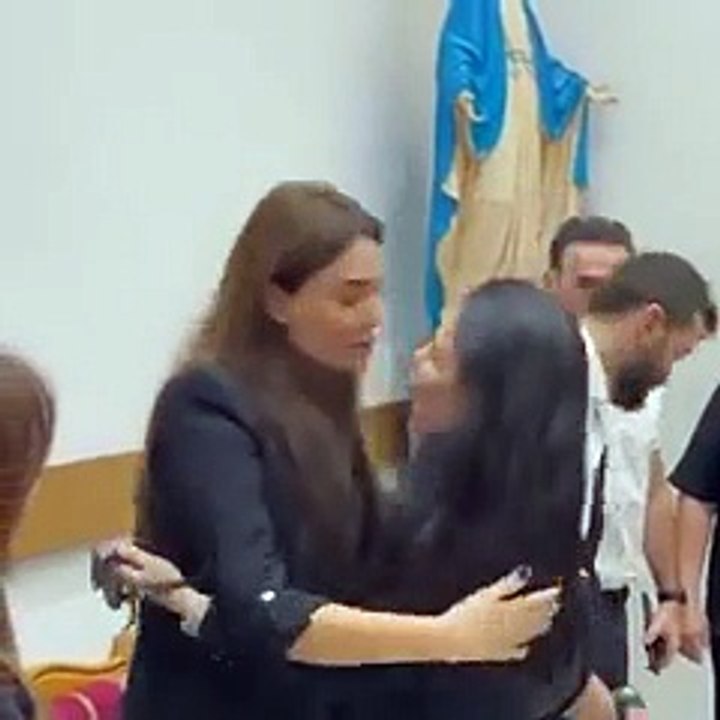 بعد خلافات طويلة… فيديو الصلح بين ماغي بو غصن وسيرين عبد النور