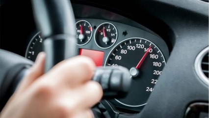 Excès de vitesse : limitations, perte de points et amende