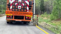 Yol çizgi ve işaretleri yenilendi