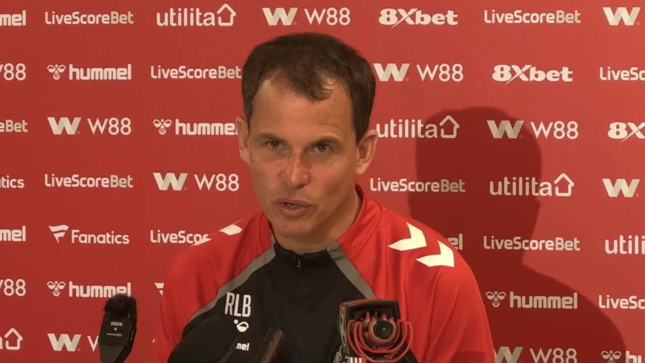 Régis Le Bris reveals why Sunderland’s Premier...