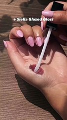 عودي إلى الجامعة من مجموعة مختارة من أفضل مستحضرات Siella Beauty