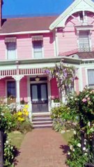 عطر جديد نضيفه الى طاولتنا الجمالية: Gorgeous Magnolia من Gucci Flora