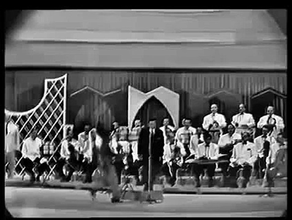 فريد الأطرش ...  - أنشودة حبيب حياتنا كلّنا - كلمات حسين السيّد  بواسطه سوزان مصطفي