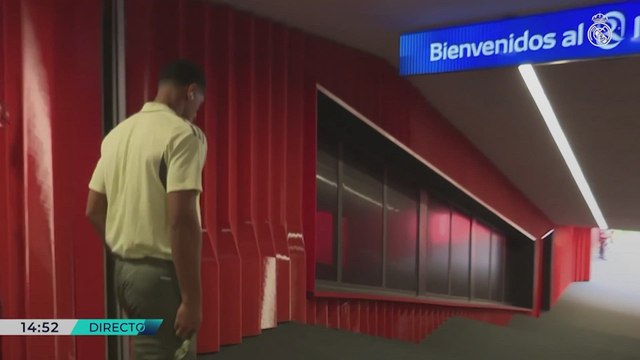 El ritual de Jude Bellingham al saltar al césped del Metropolitano: vuelve a ser titular