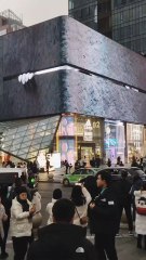 Unbelievable 3D Screen Illusion in Market | Mind-Blowing Visual Experience"