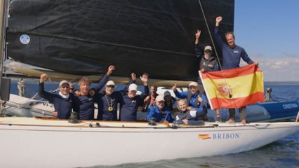 El 'Bribon', con el rey Juan Carlos, logra su cuarto título mundial en Estados Unidos