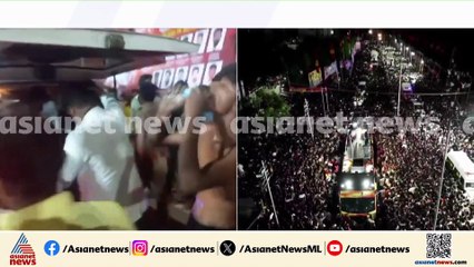 സ്റ്റാലിന്‍ സെക്രട്ടേറിയറ്റിലേക്ക്; കരൂര്‍ ദുരന്തത്തില്‍ അടിയന്തര യോഗം വിളിച്ചു