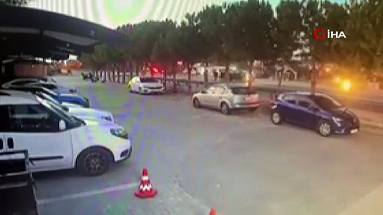 Antalya’da karayolunu savaş alanına çeviren feci kaza: 2 ölü