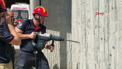 İstanbul’da iki duvar arasına sıkışan kişi 6 saatte kurtarıldı; o anlar kamerada!
