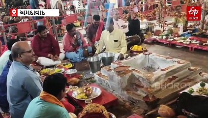 મહાઅષ્ટમીની રાત્રે ભદ્રકાળી મંદિરે યોજાયો મહાહવન, આખી રાત દર્શન માટે ભક્તોની ભીડ જામી