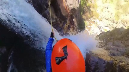 Melocoton canyoning Cajon del Maipo Chile #MelocotonCanyoning#CajonDelMaipo#CanyoningChile