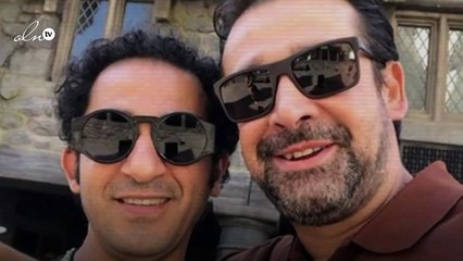 كريم عبد العزيز وأحمد حلمي معاً في صورة جديدة وحلمي يسأل: أكتب إيه؟