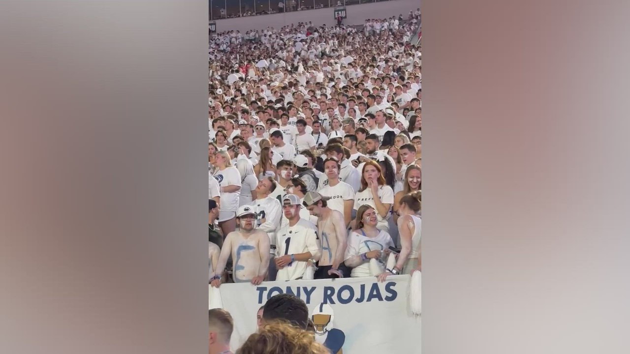 Thousands of Students Pay Emotional Tribute to Charlie Kirk Wearing ‘Freedom’ Shirts at Penn State