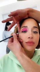 الفوشيا القوي على عيني لانا الساحلي