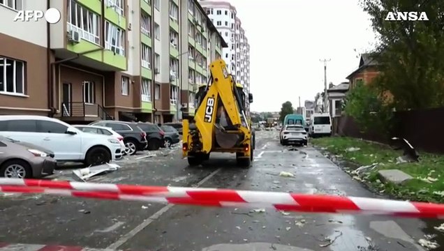 Ucraina, le conseguenze degli attacchi russi nella regione di Kiev: danni e distruzione