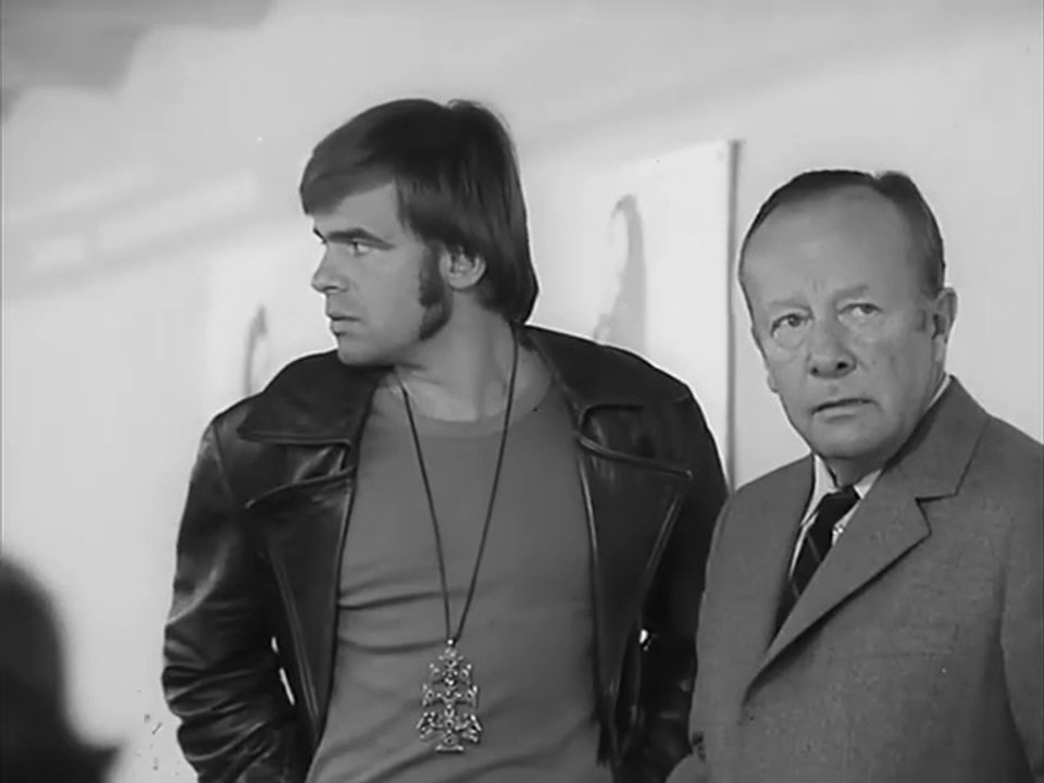 Der Kommissar - Folge 39 - Als die Blumen Trauer trugen