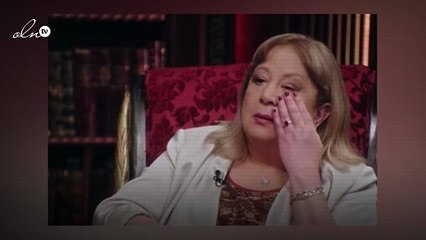 سمية الألفي تبكي أثناء حديثها عن فاروق الفيشاوي