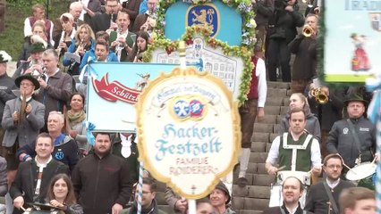 Oktoberfest 2025: Das GRÖSSTE Bierfestival der Welt feiert HALBZEIT