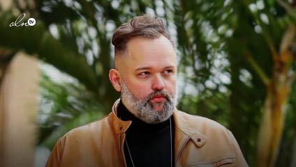 محمد محمود عبد العزيز يفاجئ خطيبته بخاتم الزواج يوم عيد ميلاده