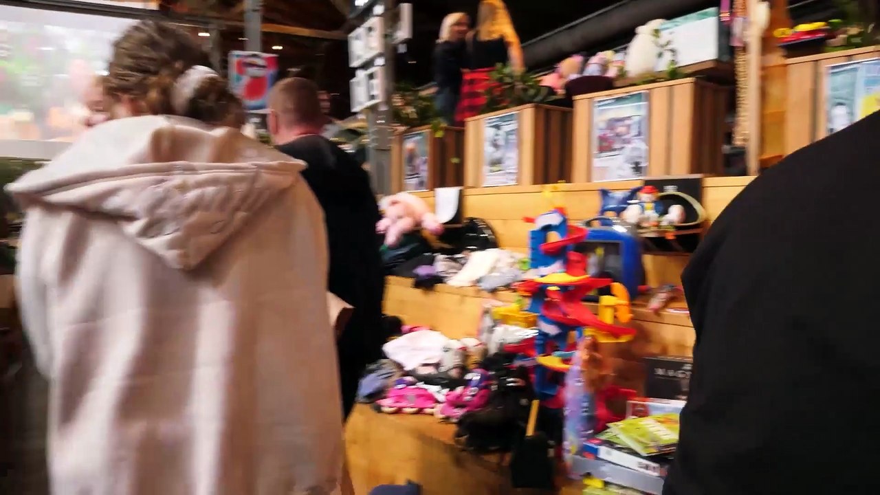 Charity-Flohmarkt im Gleis//Garten – Wien