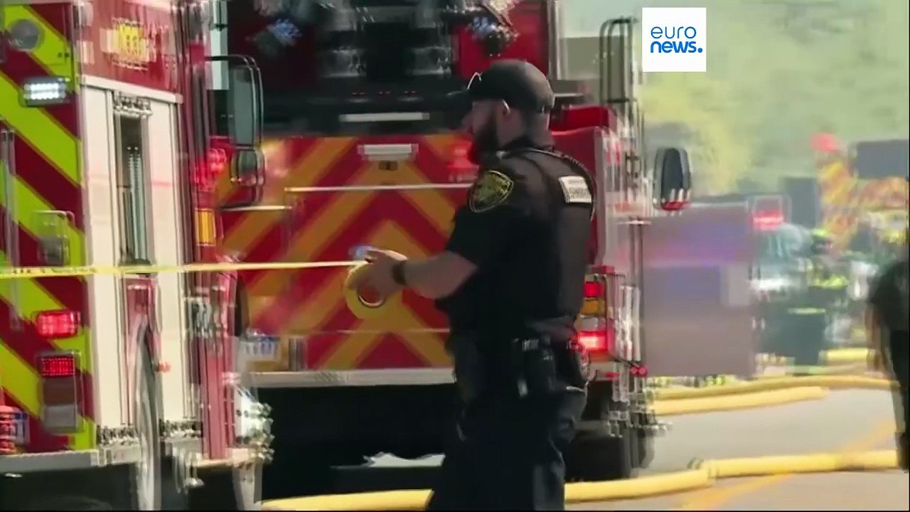 Gunman kills four and injures eight in shooting at Michigan church