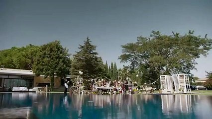 فاليري أبو شقرا بلا مكياج في أحدث أعمالها