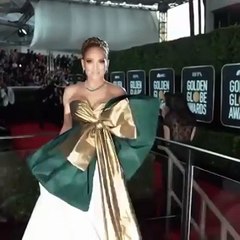 أكثر من 20 إطلالة أيقونية مرّت على السجادة الحمراء خلال العام 2020