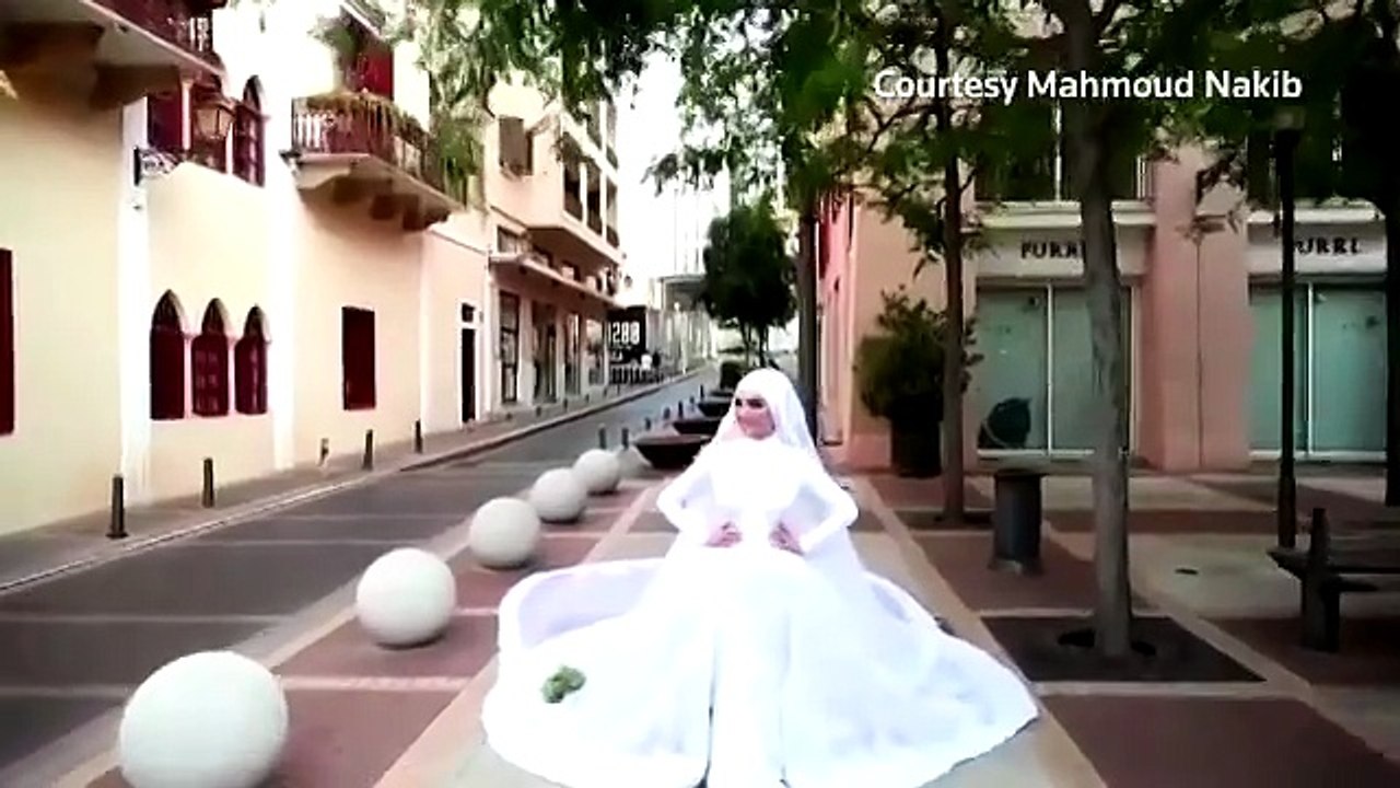 عروس تواجه الموت لحظة انفجار بيروت