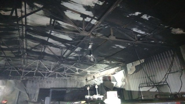 충북 청주 포장 박스 제조 공장 불...인명피해 없어 / YTN