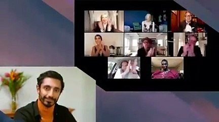 آنيا تايلور- جوي متألّقة بالماس من تيفاني في SAG Awards