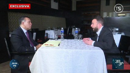 30/30 - Entrevista con Agustín Laje