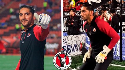 Jesús Corona y su último calentamiento ante el Xolos vs Cruz Azul en su despedida