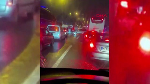 TEM'de 17 araç zincirleme kazaya karıştı