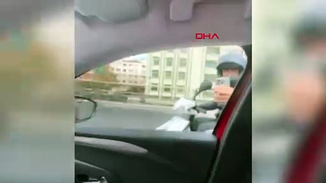 Yol verme tartışmasında kadın avukatın aracını yumrukladı; 'Camı indirsene'