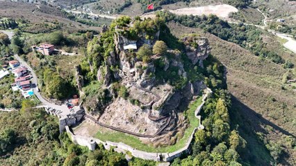 Turizm için her şey düşünüldü: 4 ay önce açılan kaleye turist akını