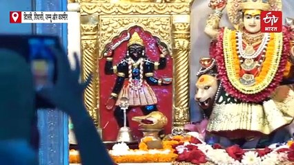 नवरात्रि के सातवें दिन मां का आशीर्वाद लेने के लिए मंदिरों में उमड़े श्रद्धालु