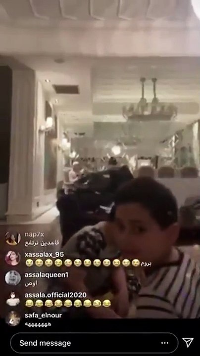 والدة أصالة تضعها في موقف مُحرِج بسبب هيفاء وهبي