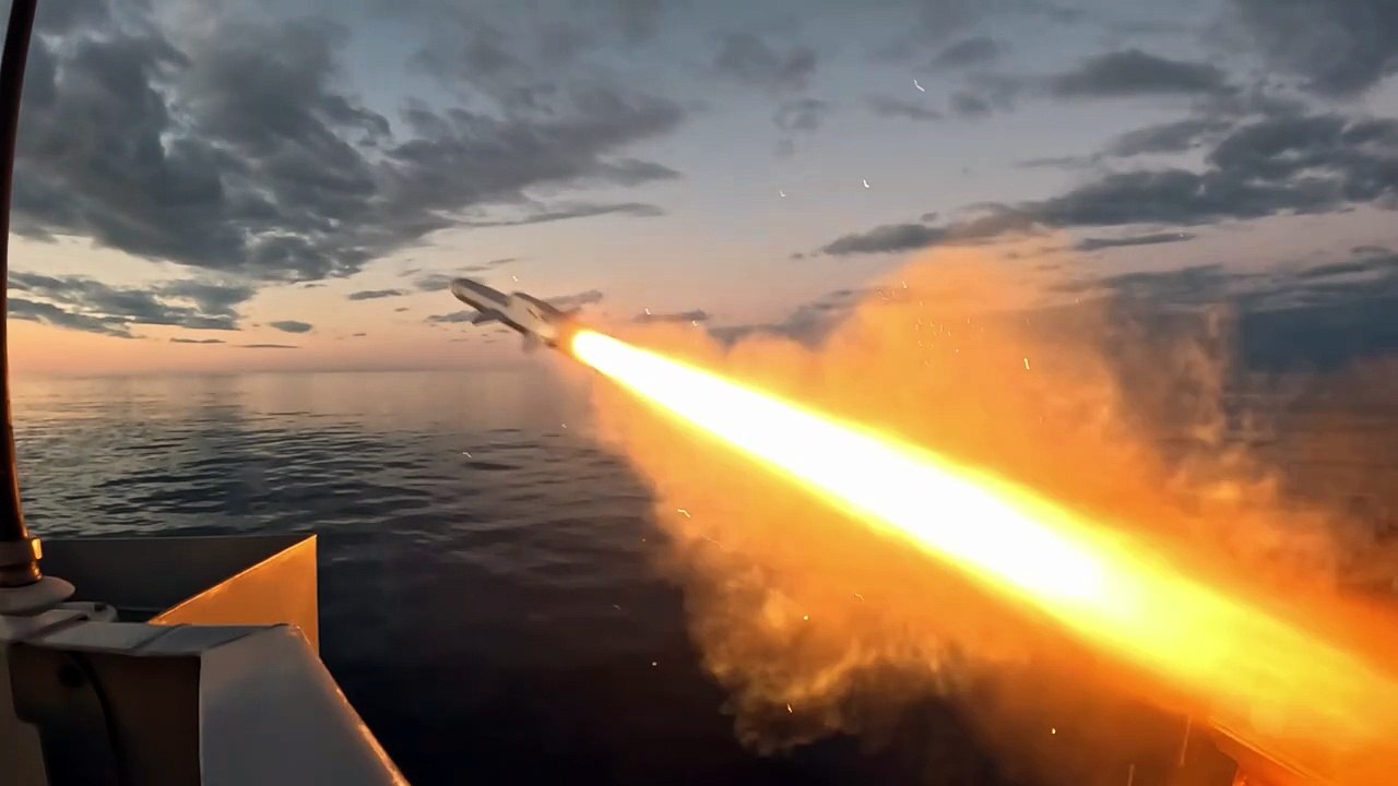 Royal Navy new "ship-busting missiles" test