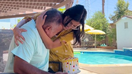 After 2 Failed Attempts Third Daughter Surprises Dad She's His Kidney Donor | Happily TV