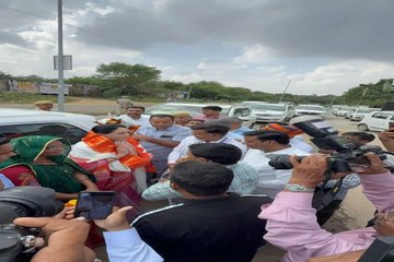 डिप्टी सीएम दिया कुमारी ने किए जमुवाय माता के दर्शन