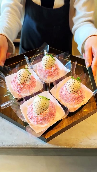 日本では、数店舗しかないくらい 珍しいメルヴェイユが食べられるお店が 福岡に初出店したよ〜！！