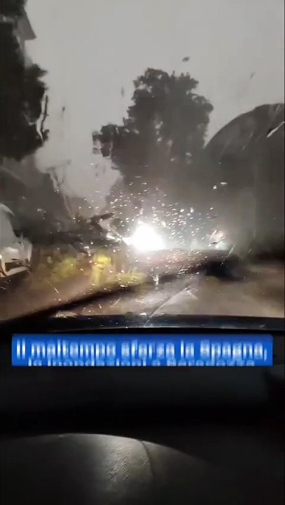 Il maltempo sferza la Spagna, le inondazioni a Saragozza