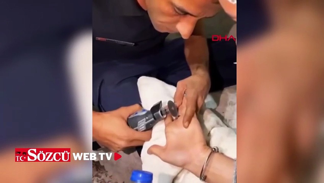 Parmağına sıkışan yüzüğü itfaiye çıkardı