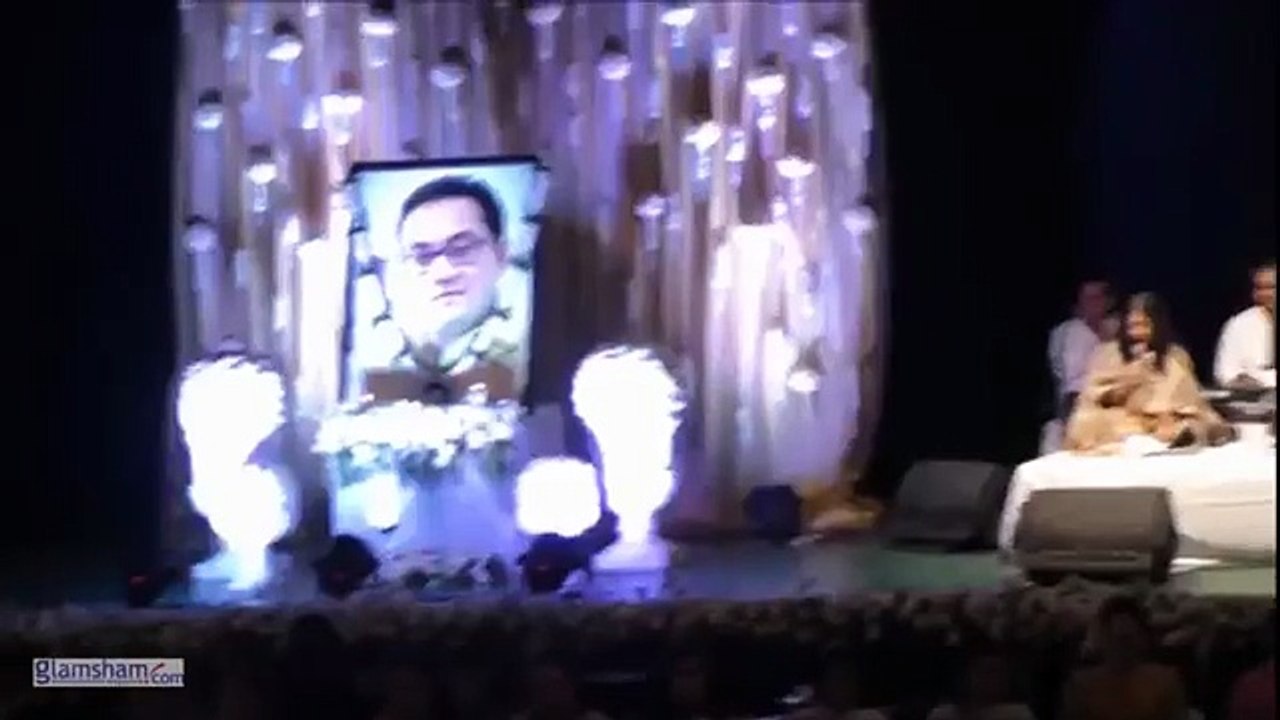 1Salman Khan breaks down at Rajjat Barjatya’s prayer meet… a moment full of grief and emotion   #glamsham #salmankhan #rajjatbarjatya #prayermeet #bollywood #emotional   glamsham, salman khan, rajjat barjatya, prayer meet, bollywood, emotional