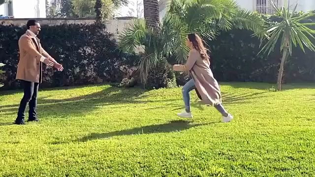 بلقيس تحتفل بعيد زواجها بفيديو رومانسي